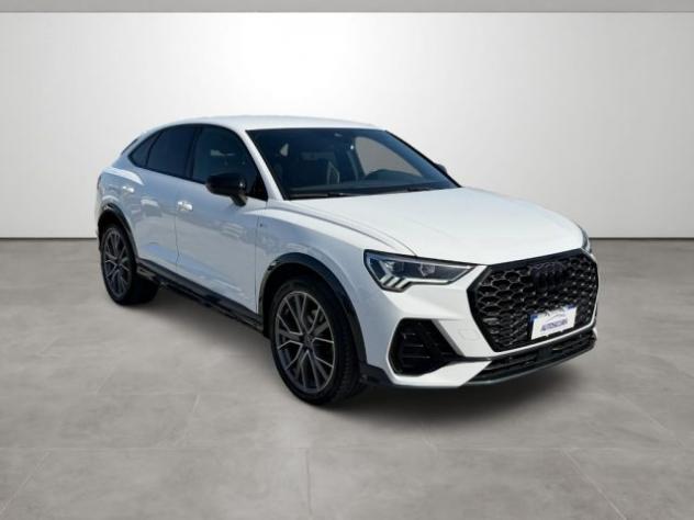 AUDI Q3 SPB 35 TDI Identity Black rif. 24062882 - Foto 3