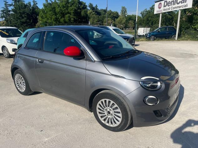FIAT 500 500e 23,65 kWh (Red) - Foto 3