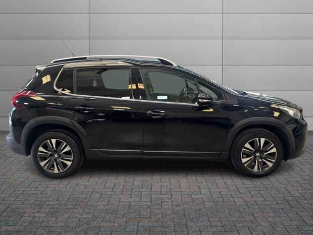 Peugeot 2008 - PureTech 82 Allure - Foto 3