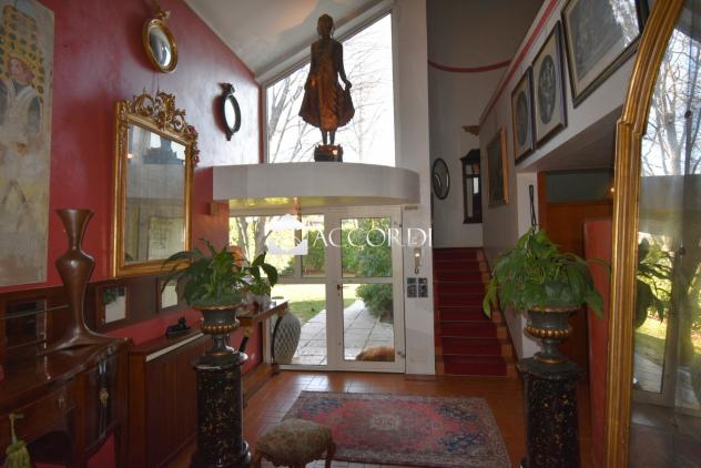 Per coloro che vogliono osare, splendida Villa in vendita in Comune di Roveredo in Piano.
TRATTATIVA RISERVATA - Foto 5