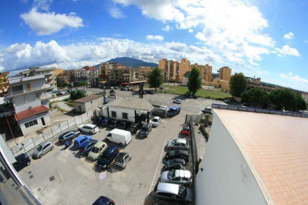 Locale ufficio panoramico 160 mq euro 699 mese - Foto 4