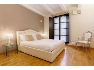 Room in Via Pietro Martini, Cagliari for 105 m² with 3 bedrooms