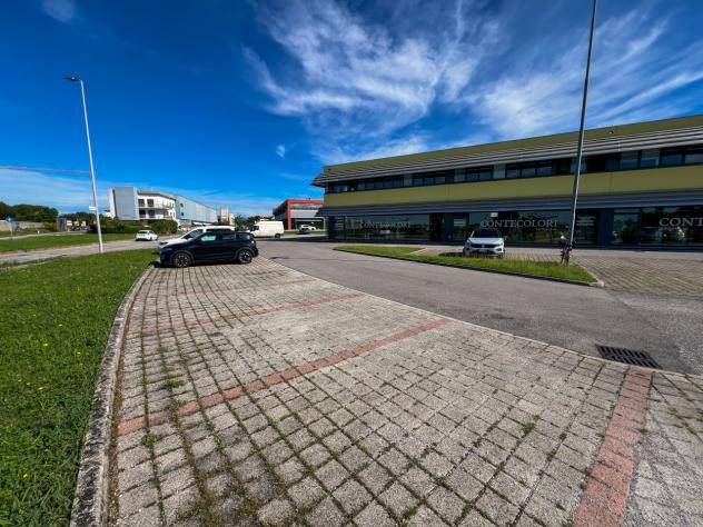 Ufficio in vendita a Tavagnacco - Foto 2