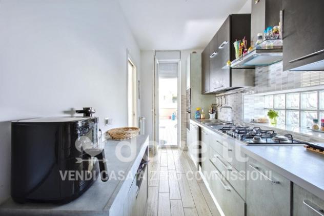 Casa indipendente di 130 m² con 4 locali in vendita a Latina - Foto 11