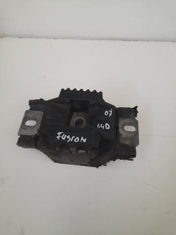 SUPPORTO CAMBIO FORD Fusion 2° Serie diesel 1.4 (0509)