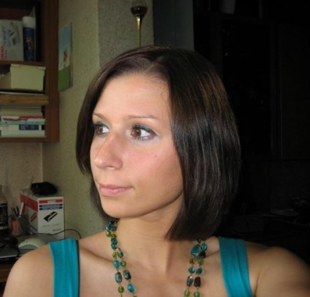 Rosa_29: 30 anni. Occhi Marroni.In cerca di uomo vicino a Termoli Tel: