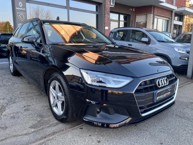 Audi A4 Avant 30 TDI/136 CV S tronic Business Advanced - Foto 6