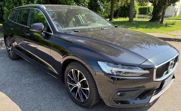 Volvo V60 B4 (d) Geartronic Momentum Pro Business PILOT ASSIST. - Foto 2