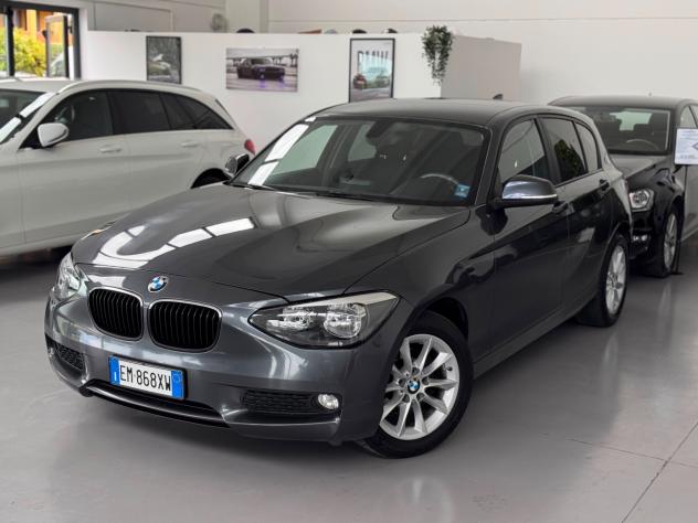 Bmw 116 116d 5p. Urban