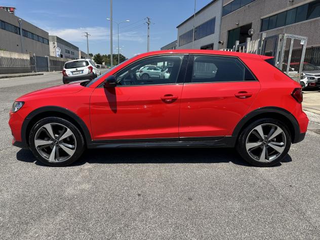 Audi A1 Sportback 35 TSI S Tronic Citycarver 150cv - Foto 3