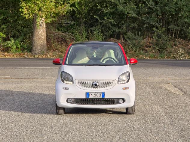 Smart ForTwo 70 1.0 twinamic Prime E6 Automatica NEO 2017 - Foto 2