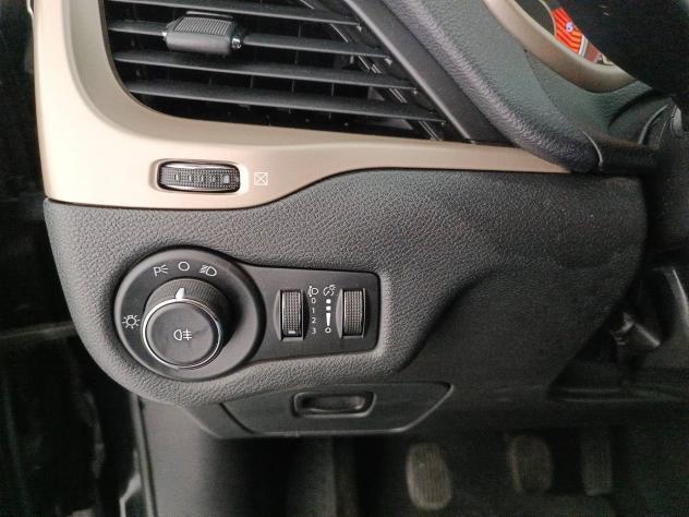 Jeep Cherokee V 2014 2.0 mjt II Longitude Fwd 140cv - Foto 9