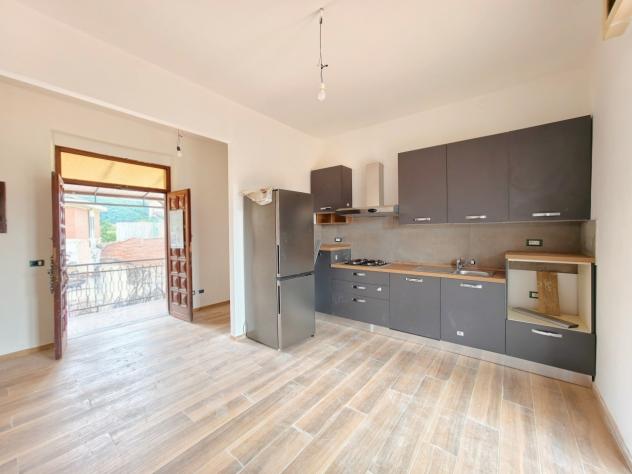Porzione di casa in vendita a Sarzana - Foto 3