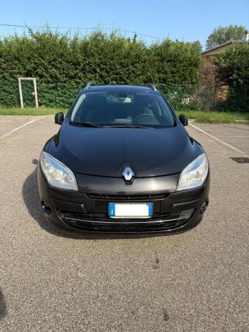 Renault Megane SporTour 1.5 dci - NAV. - 12 MESI DI GARANZIA -