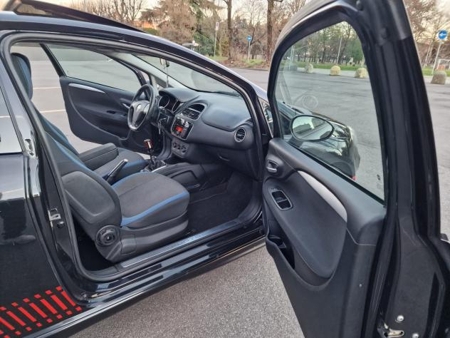 Fiat Punto 1.3 MJT II 75 CV 3 porte Pop - Foto 10