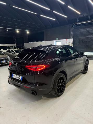 Alfa Romeo Stelvio 2.2 TD 210CV AT9 Q4 SPORT EDITION - Foto 4