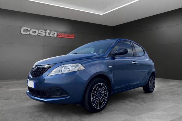 Lancia Ypsilon NUOVA 1.0 FireFly 5 porte S&S Hybrid Silver Plus - Foto 2