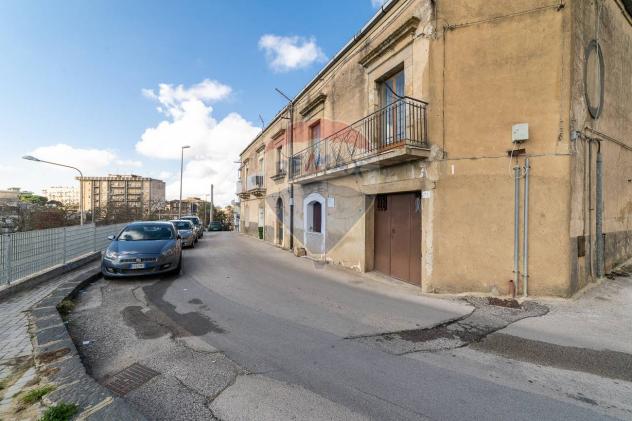 Casa Semindipendente in vendita a Caltagirone