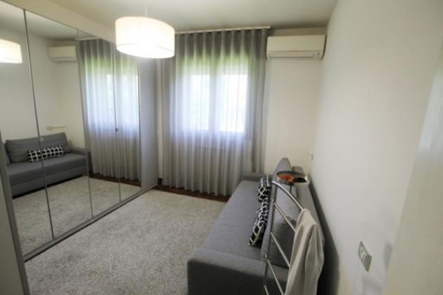 Villa di 380 m² con più di 5 locali e box auto doppio in affitto a Padova - Foto 13