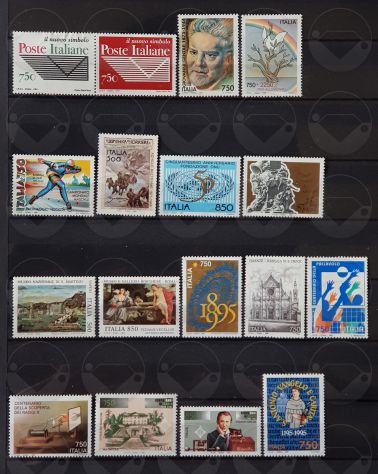 ITALIA 1994-1996 lotto di 56 francobolli - Foto 2