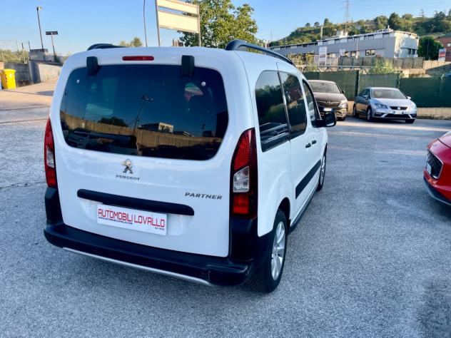 Peugeot Partner BlueHDi 100 Outdoor AUTOVETTURA - Foto 6