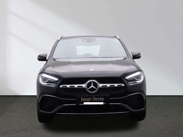Mercedes-Benz GLA 200 AMG Line MBUX. Illuminazione ambientale a LED di fascia alta - Foto 4