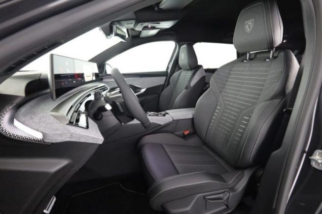 PEUGEOT 5008 3ª serie Hybrid 145 e-DCS6 GT rif. 24007598 - Foto 10