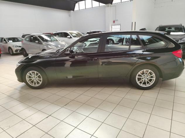 BMW Serie 3 316d Business Advantage Touring autom. - Foto 9