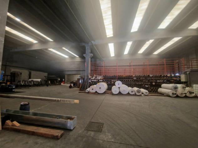 Immobile di 2800 m² con più di 5 locali in affitto a Legnano - Foto 6