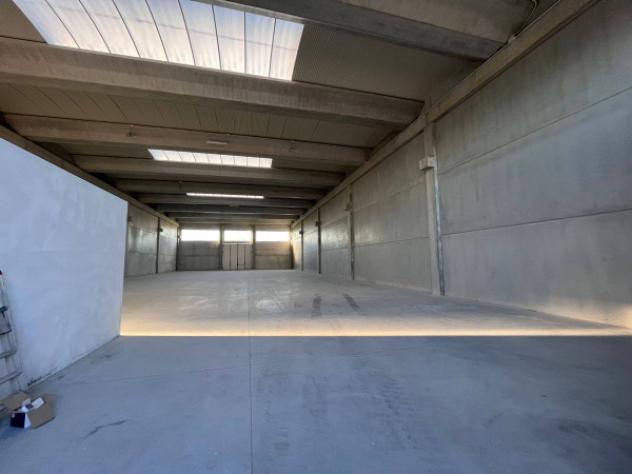 Immobile di 1150 m² con 2 locali in affitto a Montichiari - Foto 12