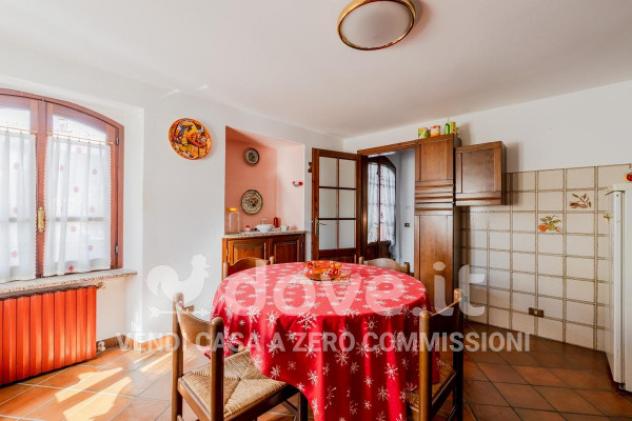 Villa di 339 m² con 5 locali e posto auto in vendita a Cocquio-Trevisago - Foto 5
