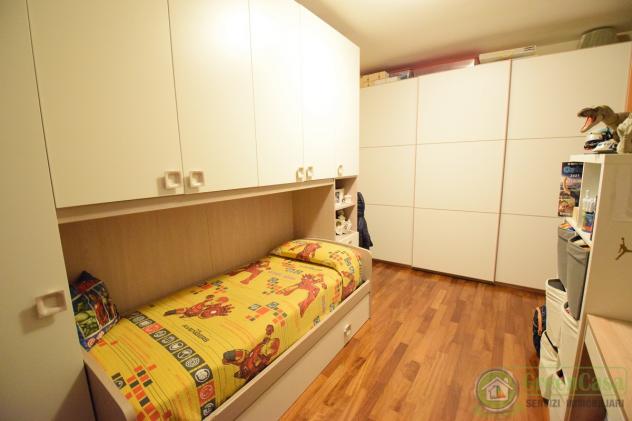 APPARTAMENTO di 2 vani e di 60 mq (RONCELLO) rif. IGC 2.LOCALI RONCELLO - Foto 8