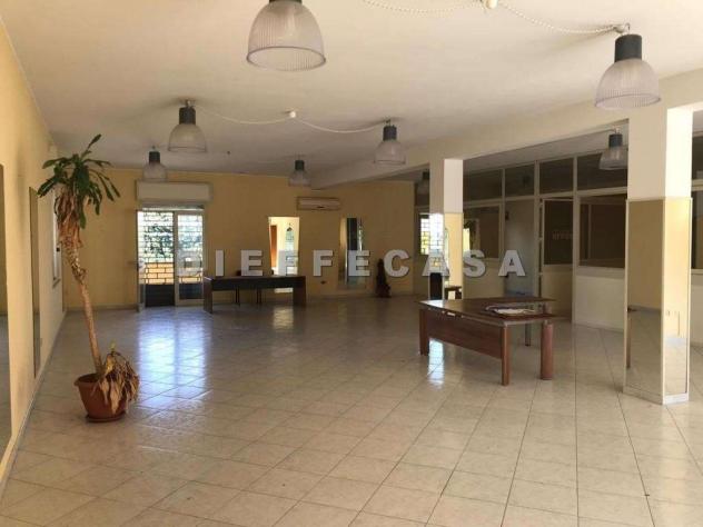 A1604 - In affitto a Marsala locale comm. imm. periferia