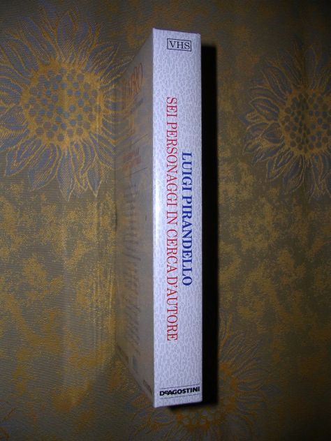 SEI PERSONAGGI IN CERCA D'AUTORE - Foto 2
