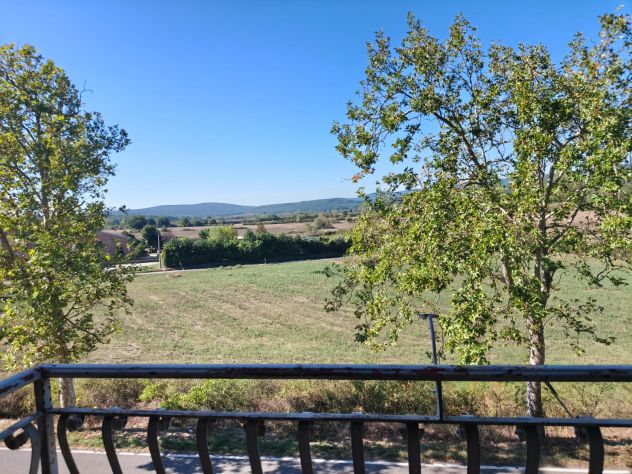 Monteriggioni (SI) affittasi appartamento con posto auto