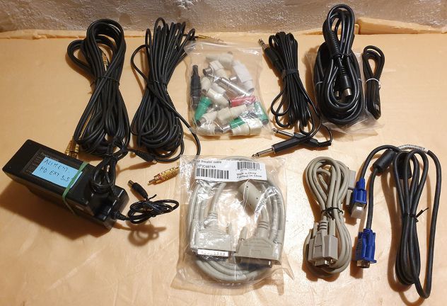 Cavi antenna, cavi VGA, cavo per porta parallela, alimentatori per Hard Disck - Foto 3