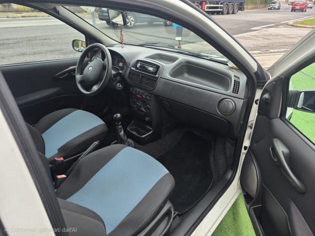 Fiat Punto 1.2 3 porte Active - Foto 7