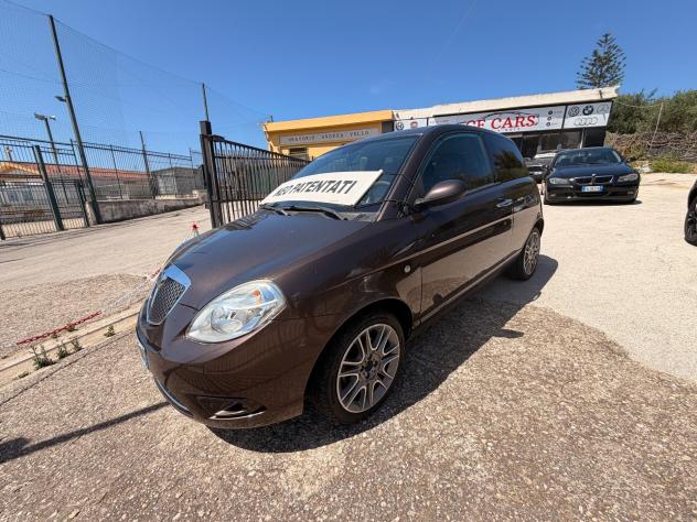 Lancia Ypsilon 1.3 MJT 75 CV Platino - Foto 3