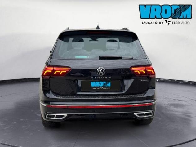 VOLKSWAGEN Tiguan 2.0 TDI 150 CV DSG 4MOTION R-Line rif. 23931277 - Foto 8