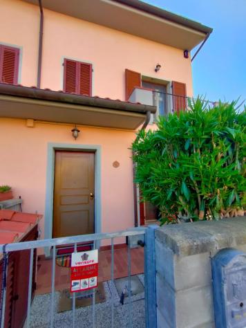 Villetta a schiera angolare in vendita a Fornacette - Calcinaia 128 mq Rif: 1425114