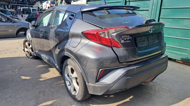 Ricambi vari Toyota C-HR Hybrid 1.8 del 2019 - Foto 4
