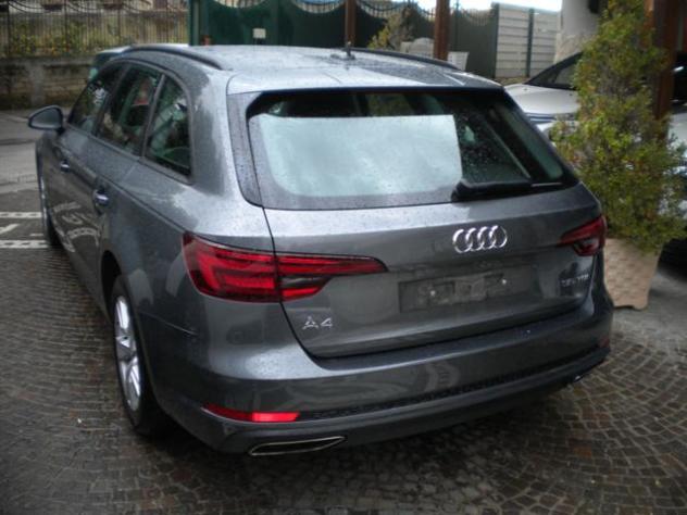 AUDI A4 Avant 35 TDI S tronic Design rif. 24234227 - Foto 4