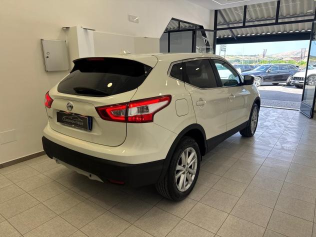 Nissan Qashqai 1.6 dCi automatica 131cv - Foto 6