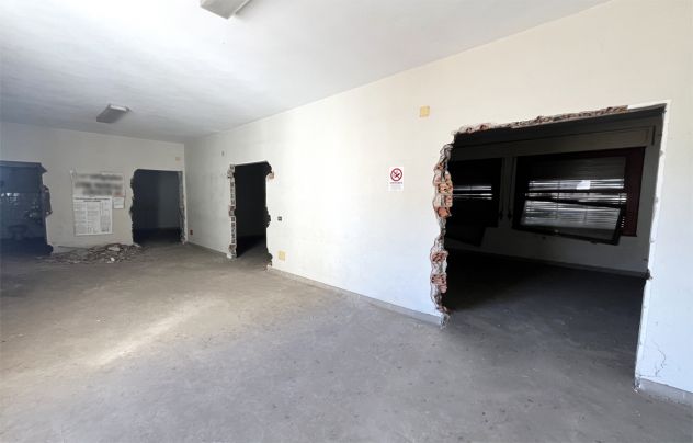 Edificio polifunzionale nel pieno centro urbano di Cecina - Foto 10