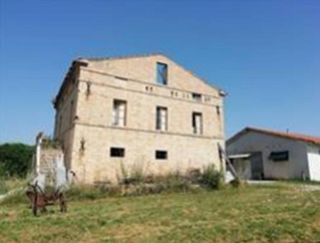 Immobile in asta di 756 m² con più di 5 locali in vendita a Montefiore dell'Aso - Foto 11