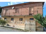 Villa di 250 m² con 3 locali e box auto in vendita a Cortona