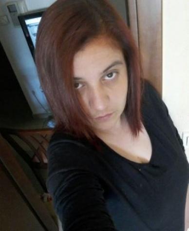 Buck_cane: alta 161cm, 50kg, cerco uomo vicino Tel: