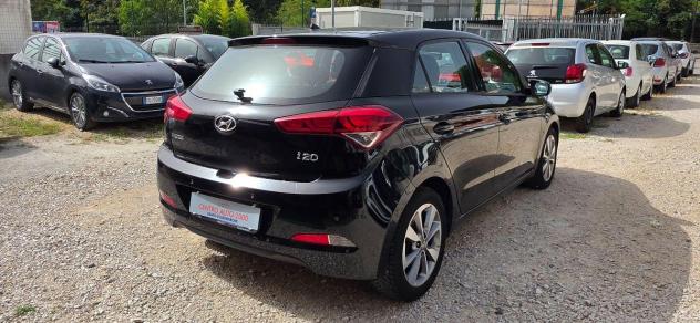 HYUNDAI i20 1.2 84 CV 5p. Comfort - Foto 7