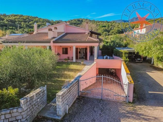 MARINA DI CAMPO - ELBA - VILLETTA INDIPENDENTE