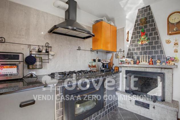 Villa di 207 m² con più di 5 locali in vendita a Maccagno con Pino e Veddasca - Foto 6
